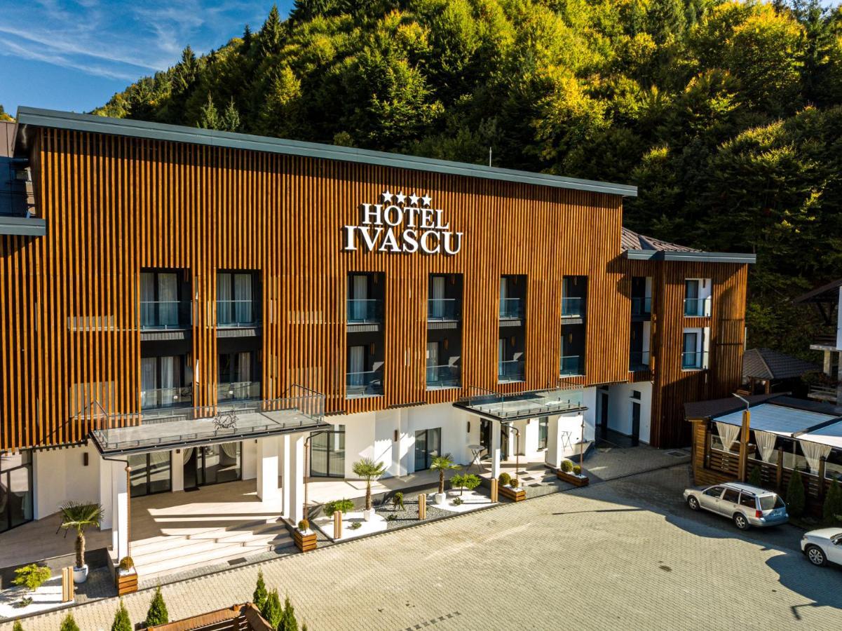 Hotel Ivascu Moisei Exterior photo